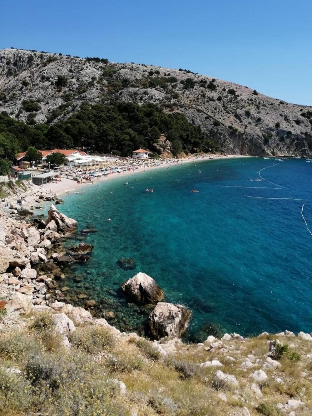 Apartments Kraljic I Baska  Bagian luar foto