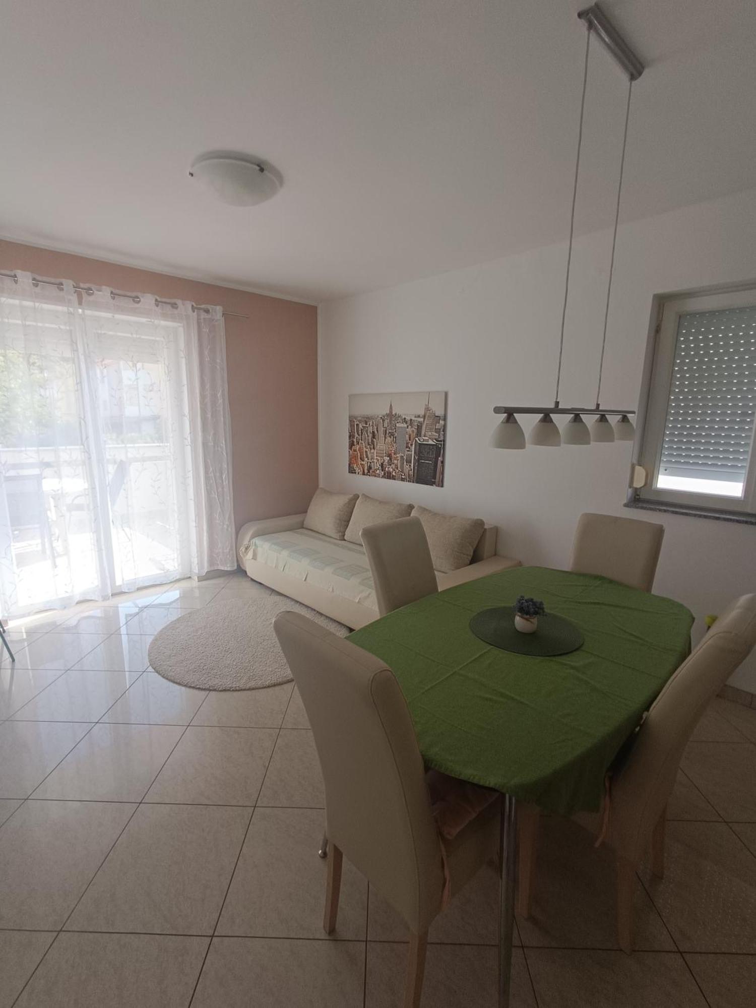 Apartments Kraljic I Baska  Ruang foto