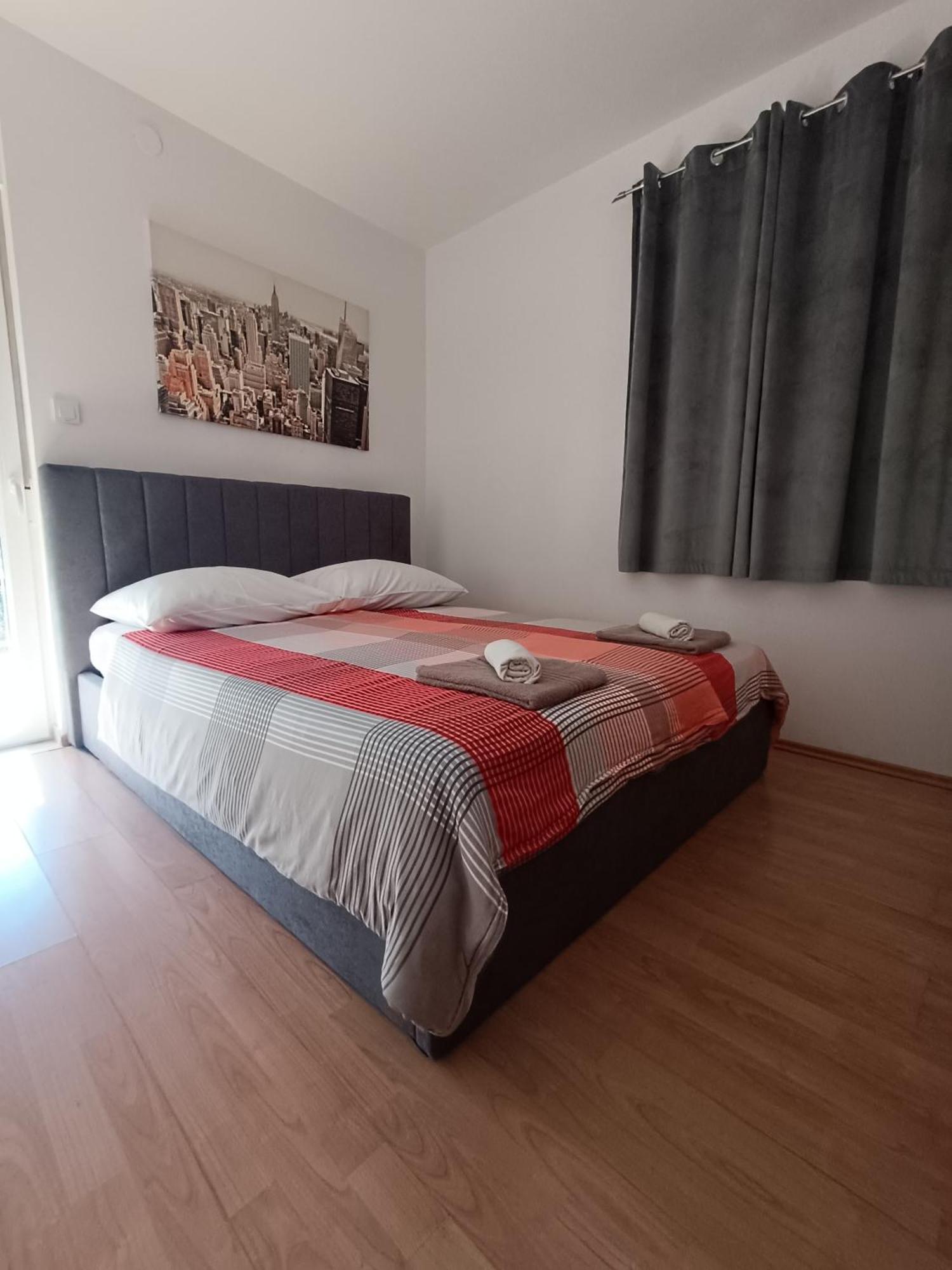 Apartments Kraljic I Baska  Bagian luar foto
